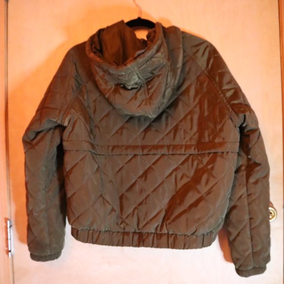 Angel Kiss Army Green Puffer Jacket With Hoodie - Picture 4 of 6